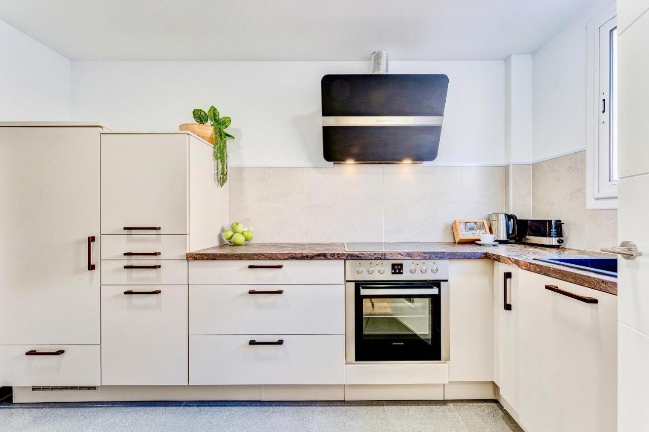 Black Beach Luxury Vacation House Puerto de Santiago  Zewnętrze zdjęcie